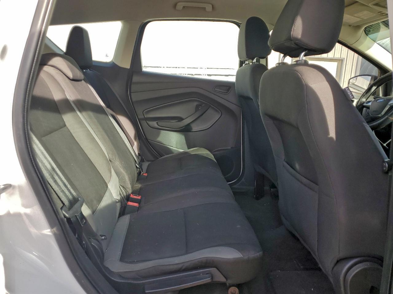 2013 Ford Escape s