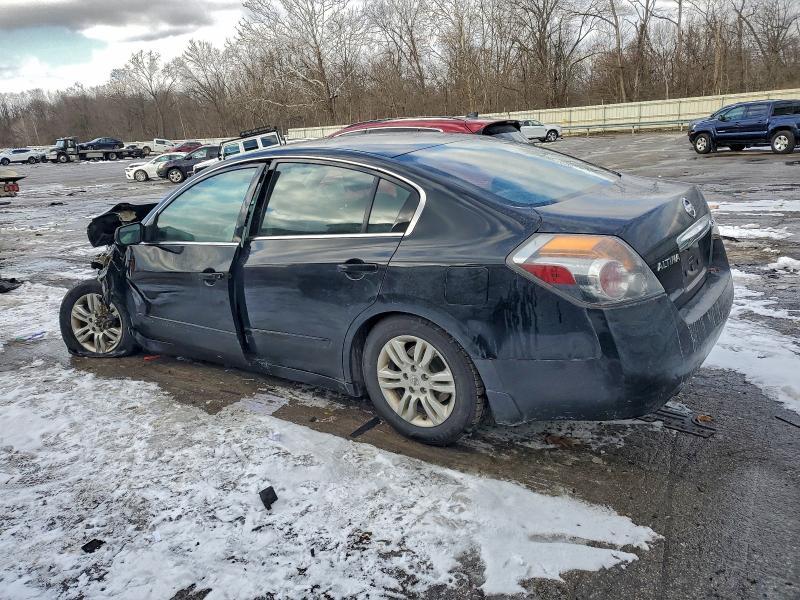 2010 Nissan Altima Base