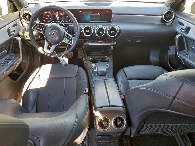 2019 Mercedes-Benz A 220