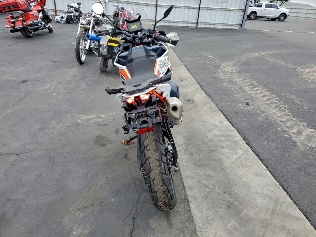 2023 KTM 890 Adventure R