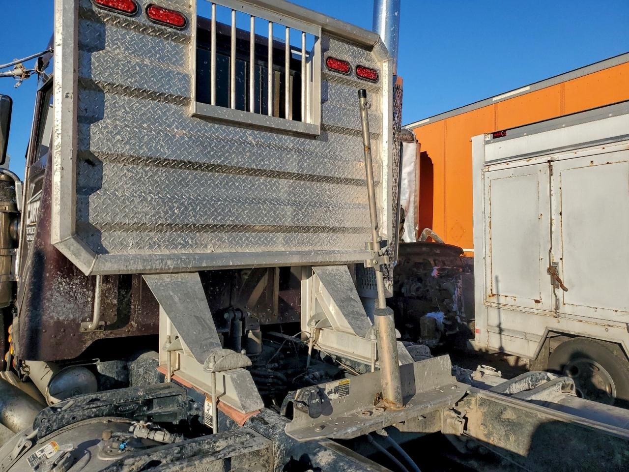 2024 Peterbilt 389 Semi Truck