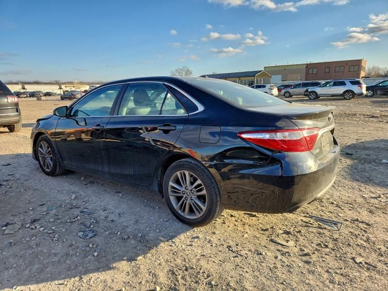 2015 Toyota Camry le