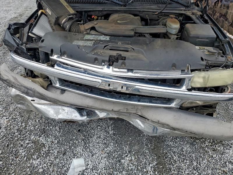 2003 Chevrolet Tahoe C1500