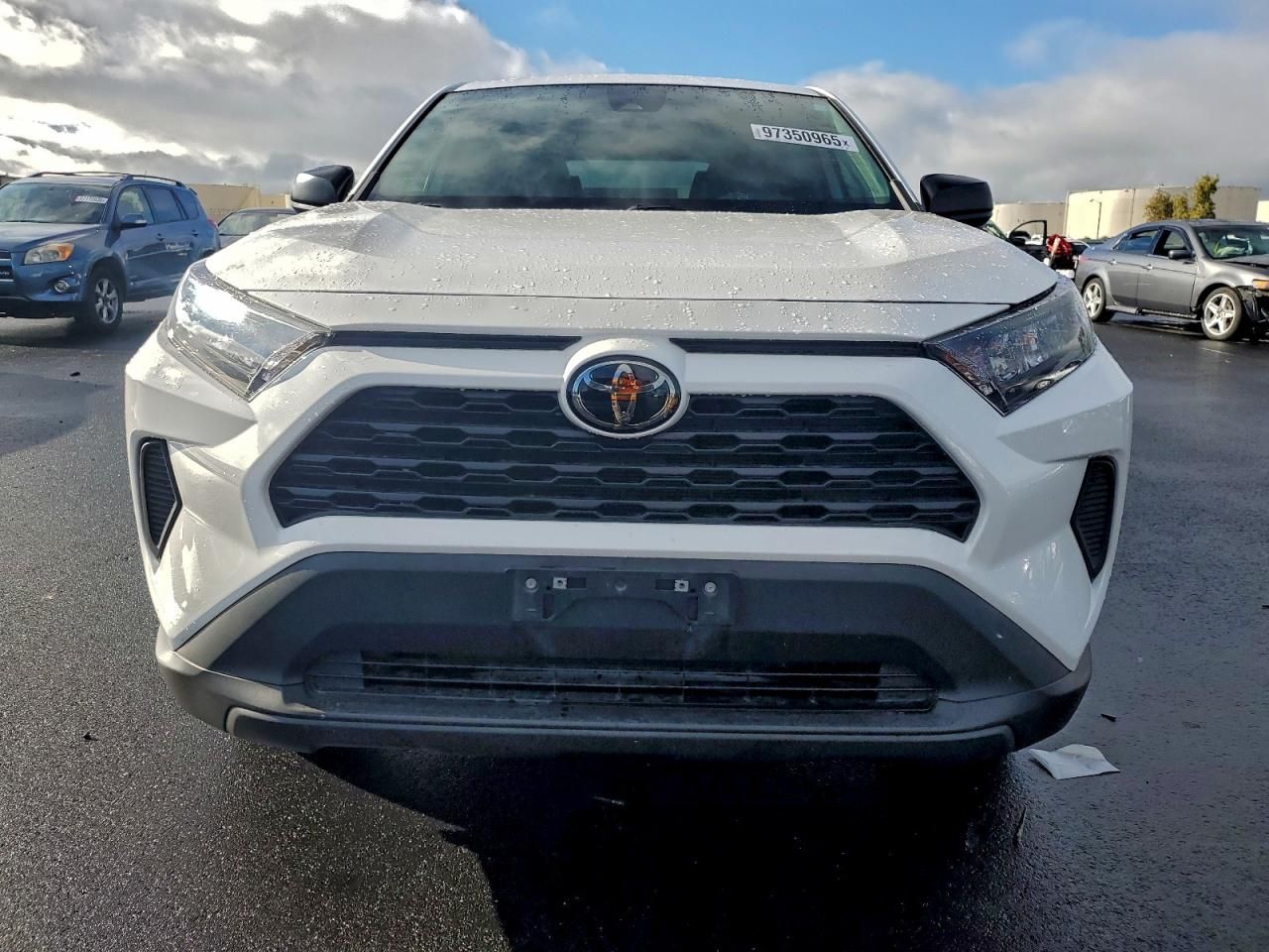 2022 Toyota Rav4 le
