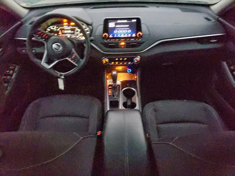 2021 Nissan Altima sv