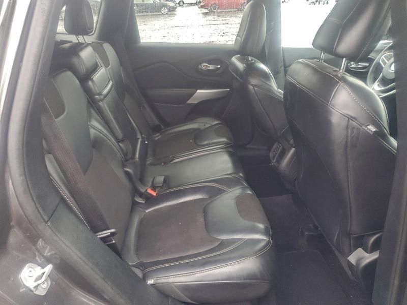 2018 Jeep Cherokee Latitude Plus