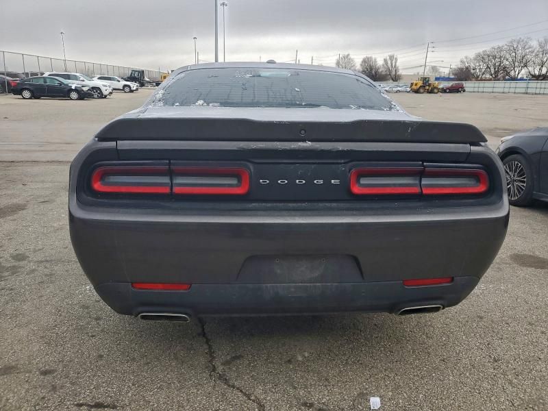 2020 Dodge Challenger sxt