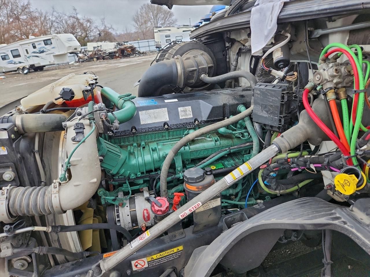 2022 Volvo VNL Semi Truck