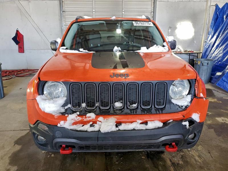 2015 Jeep Renegade Trailhawk