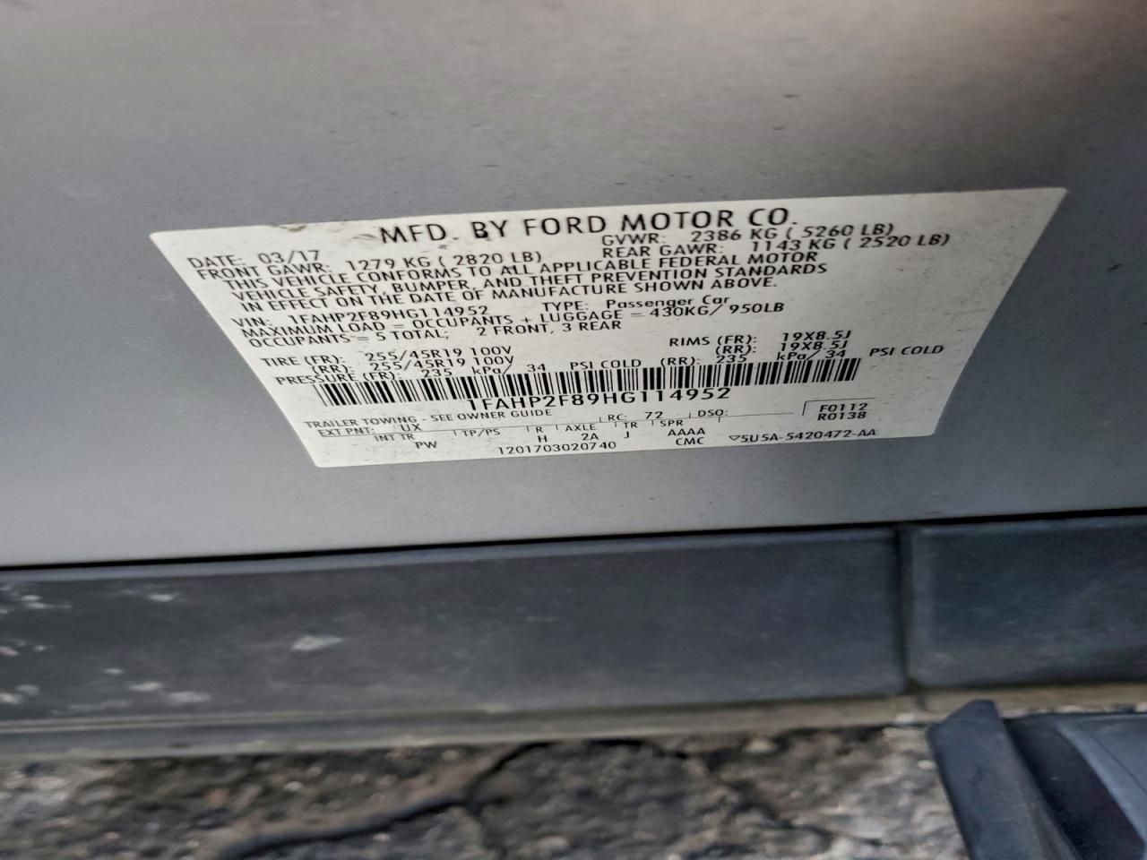 2017 Ford Taurus Limited