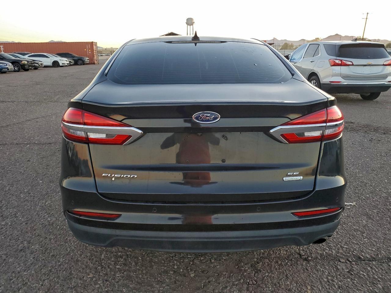 2020 Ford Fusion se