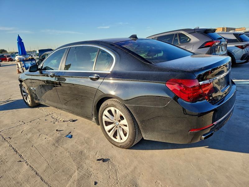 2015 BMW 740 li