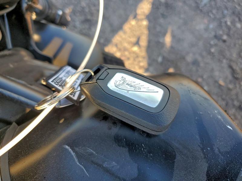 2025 Indian Motorcycle Co. Scout Bobber Limited +TECH