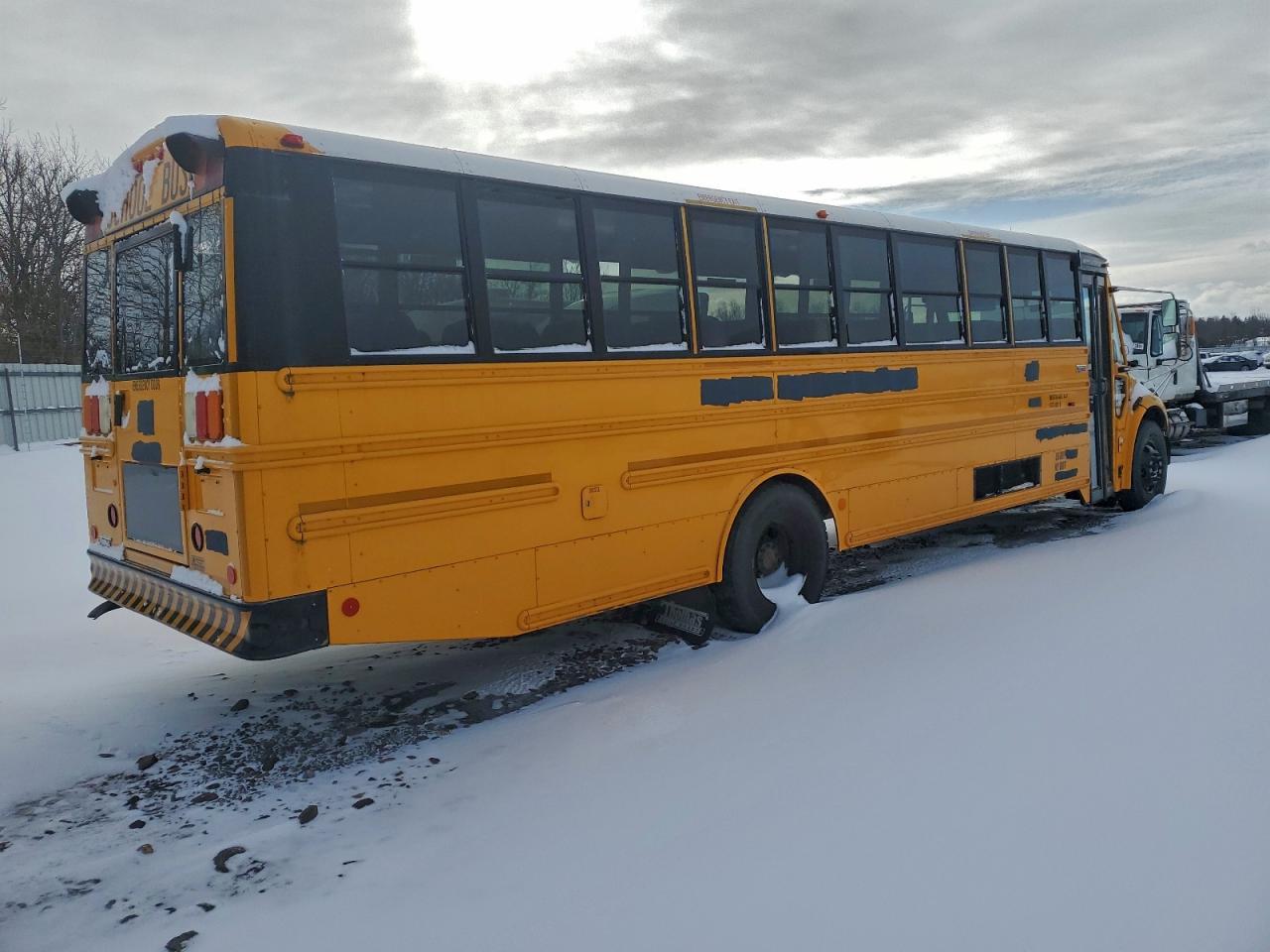 2014 Freigliner 2014 Freightliner B2 School Bus