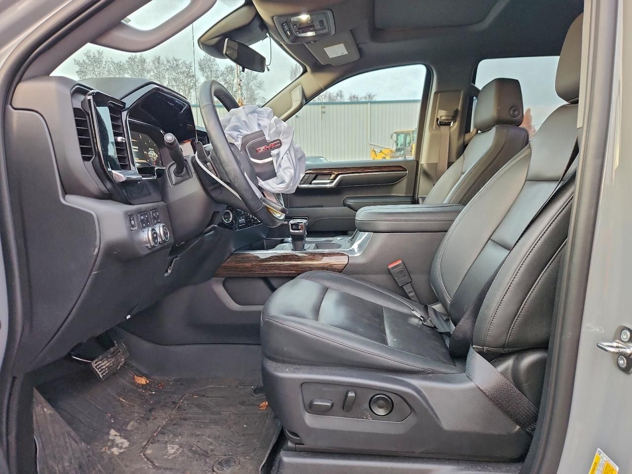 2024 GMC Sierra K1500 Elevation