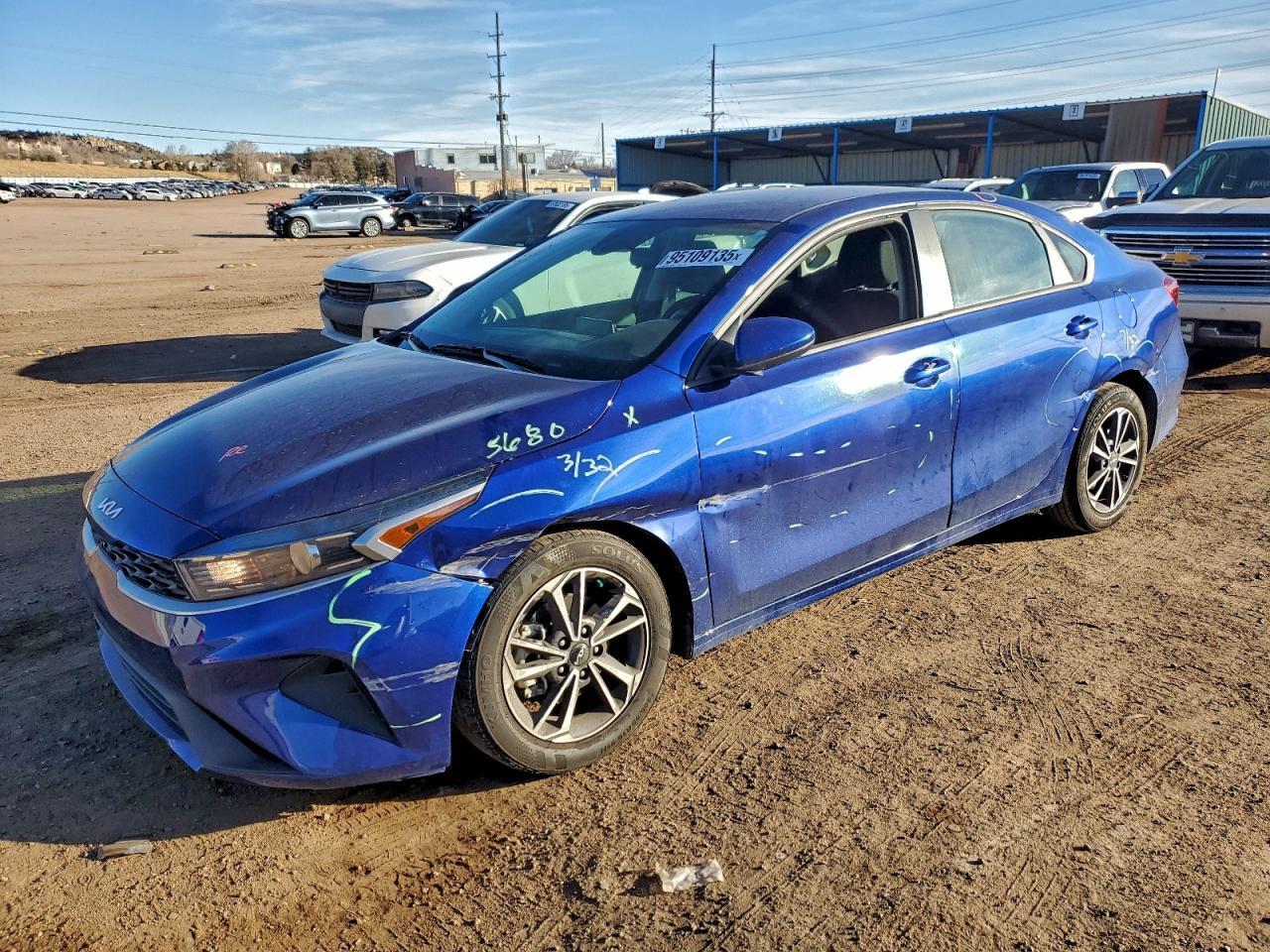 2024 KIA Forte lx