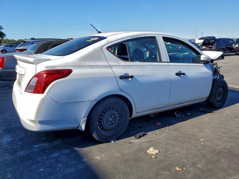 2018 Nissan Versa s
