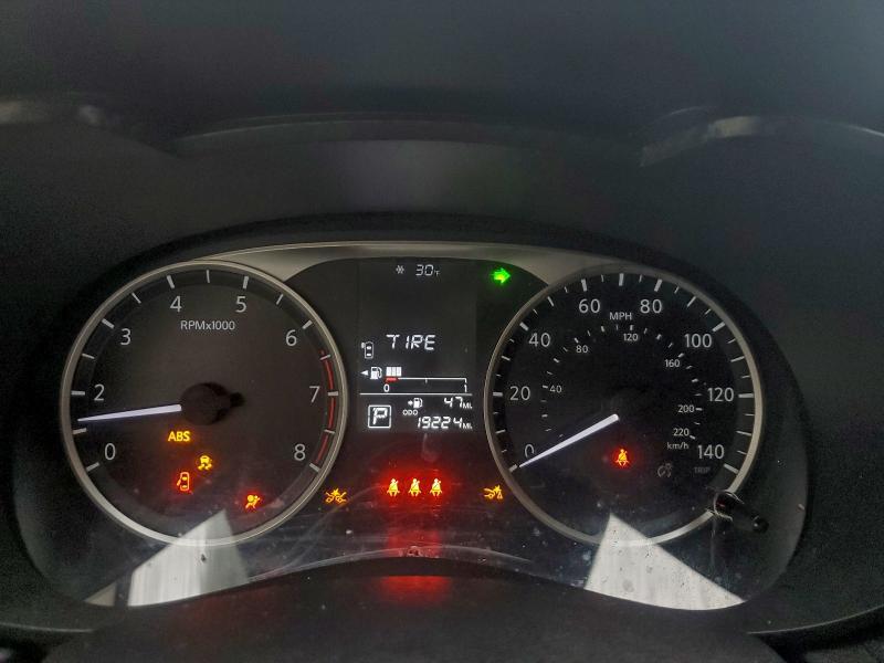 2025 Nissan Versa s