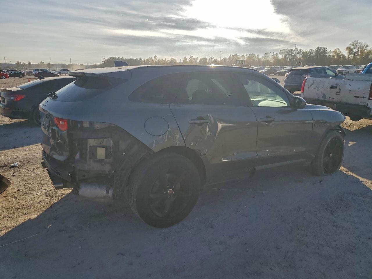 2018 Jaguar F-pace Premium