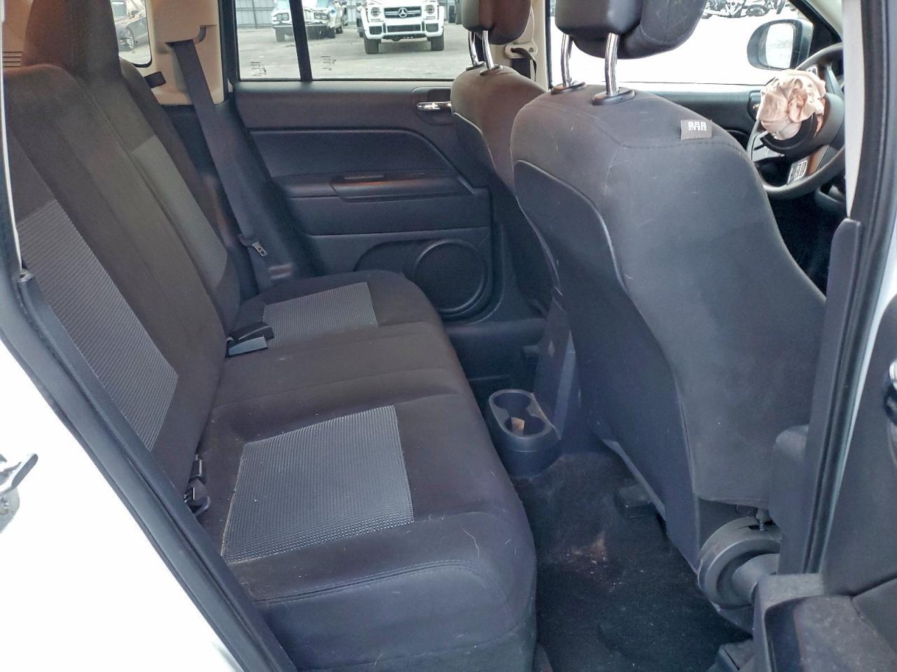 2016 Jeep Compass Sport