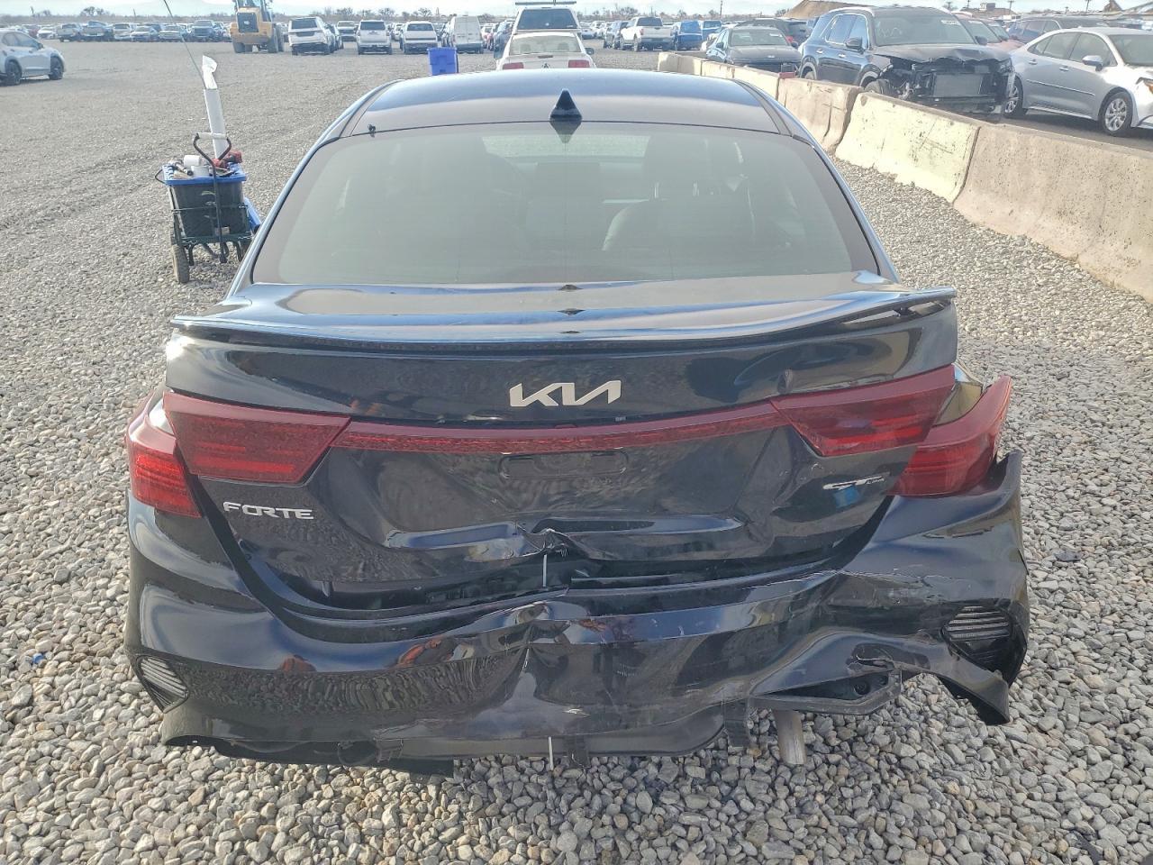 2023 KIA Forte gt Line