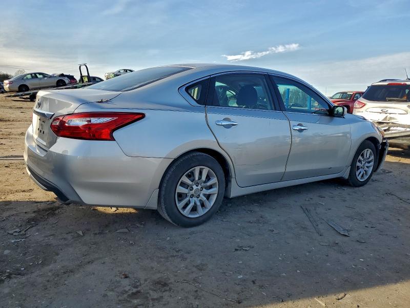 2017 Niss Altima 2.5 s