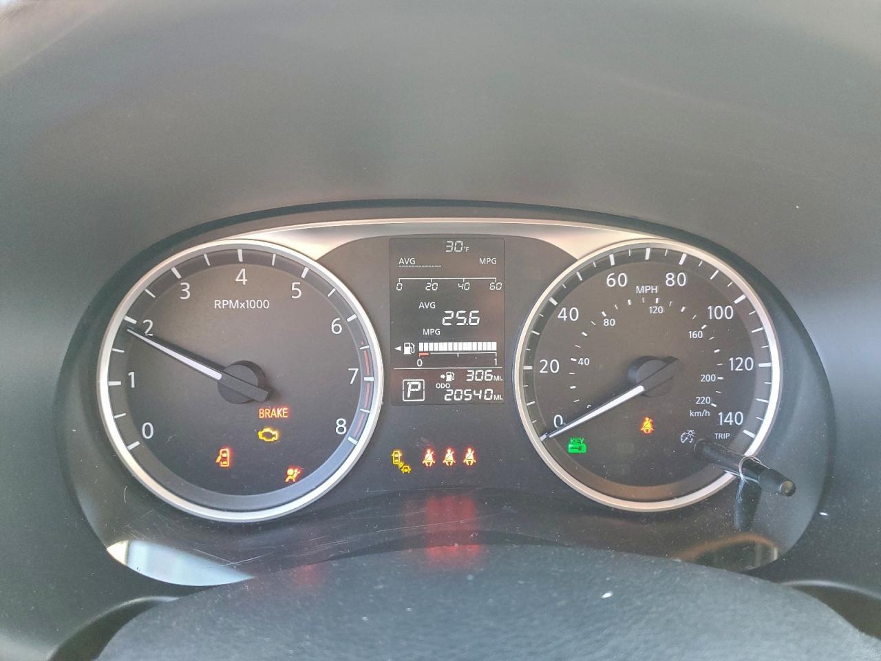 2022 Nissan Kicks s