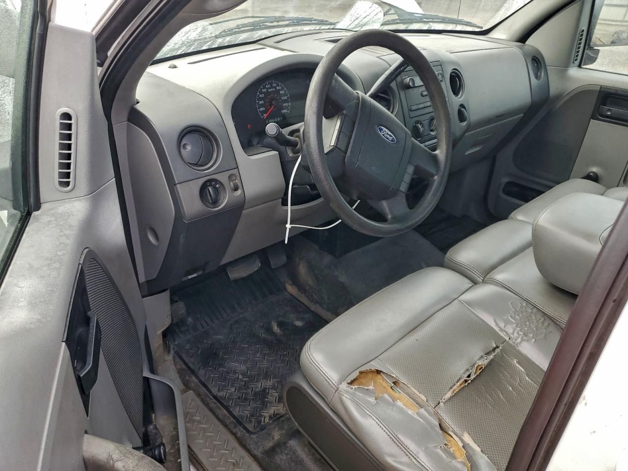 2006 Ford F150 Flatbed Truck