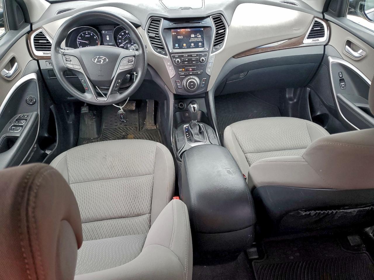 2017 Hyundai Santa fe se