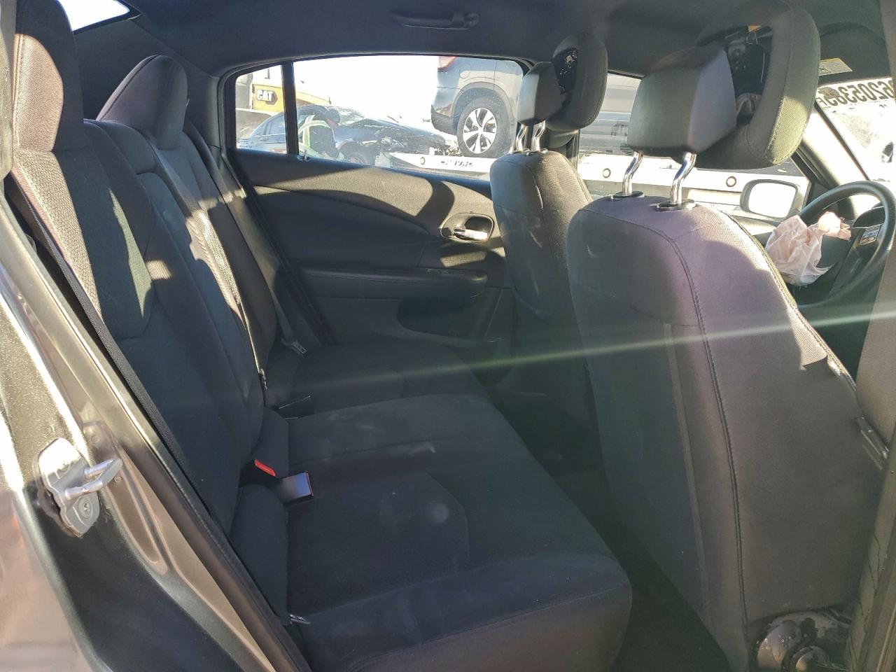 2012 Chrysler 200 lx