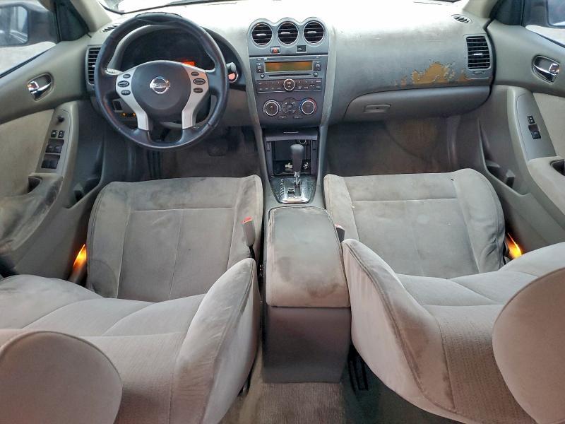 2011 Nissan Altima Base