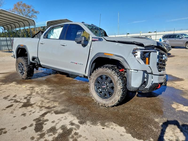 2025 GMC Sierra K2500 AT4