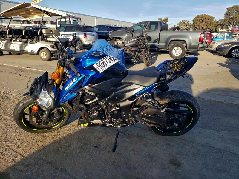 2022 Suzuki GSX-S750 M