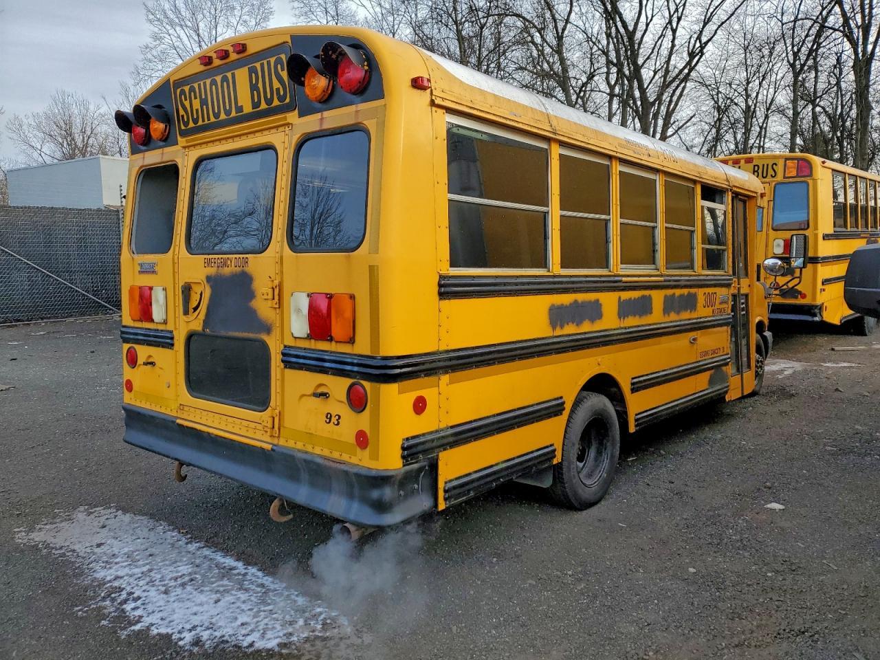 2011 Chev 2011 Thms Minotour G-School Bus