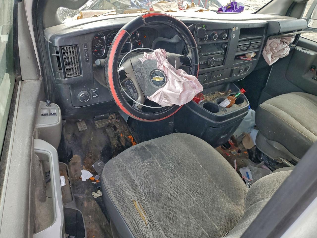 2017 Chevrolet Express 2500 Delivery Van
