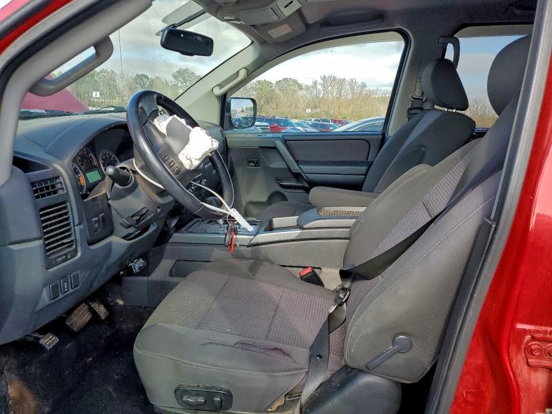 2012 Nissan Titan SV