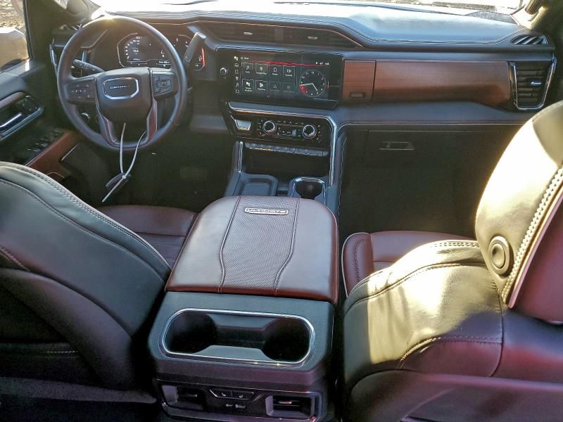 2025 GMC Sierra K2500 Denali Ultimate