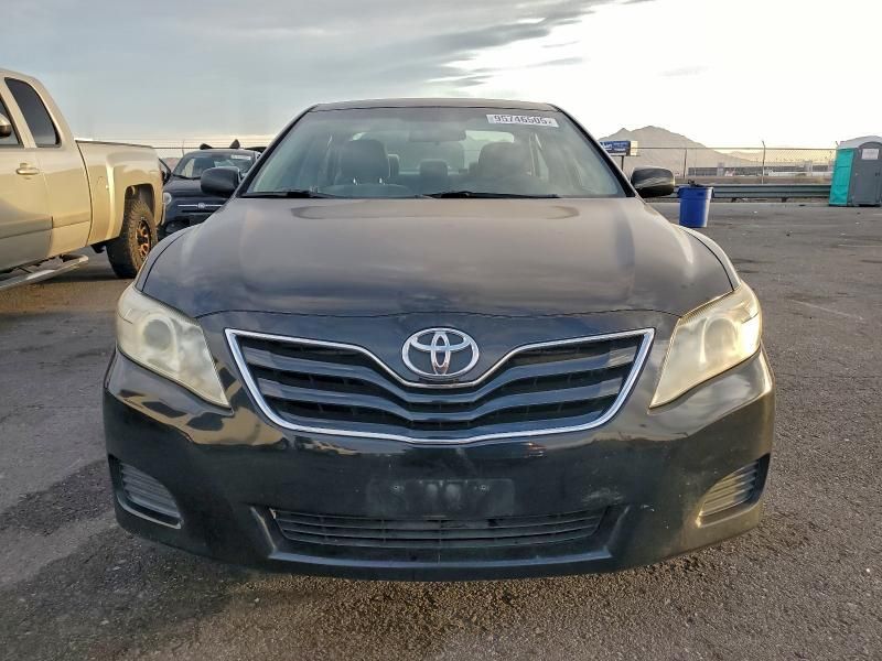 2010 Toyota Camry le