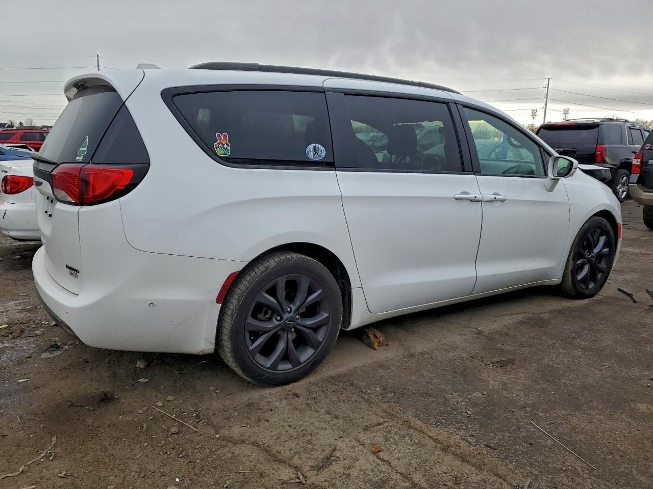 2018 Chrysler Pacifica Limited