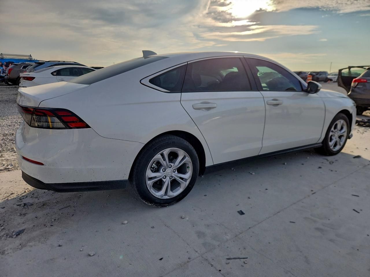 2025 Honda Accord lx