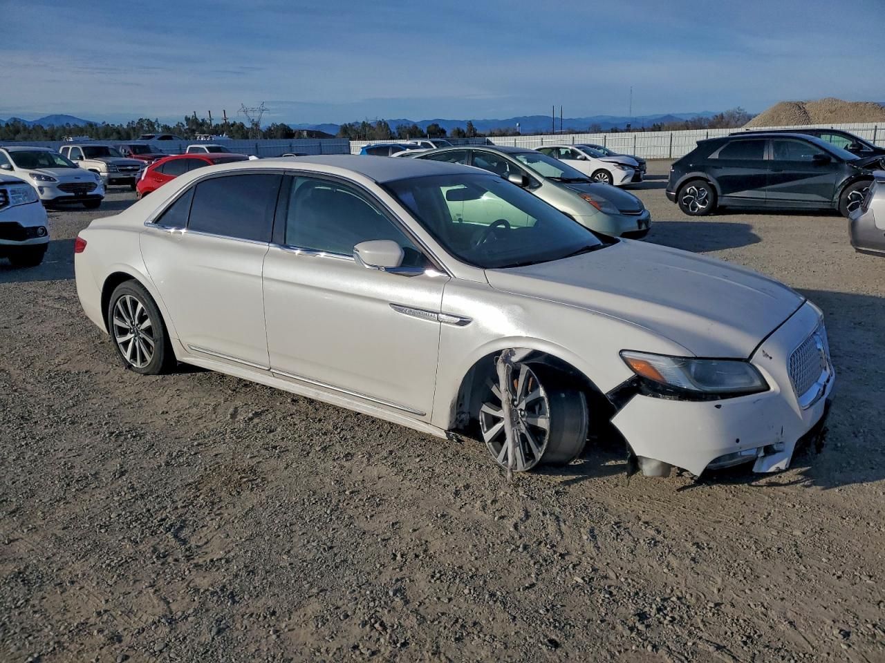 2018 Lincoln Continental Premiere