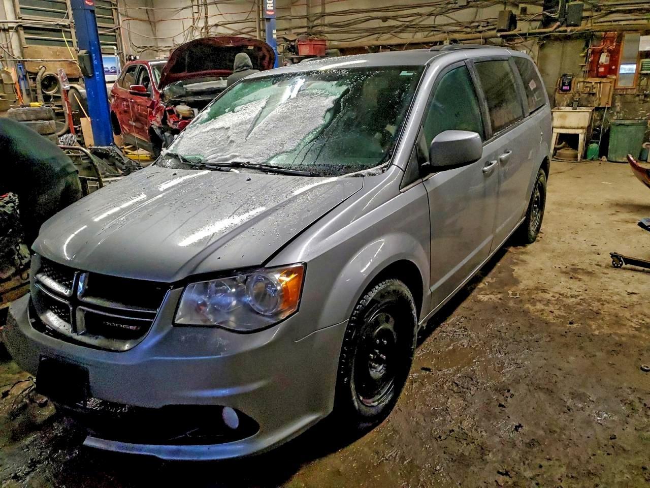 2020 Dodge Grand Caravan sxt