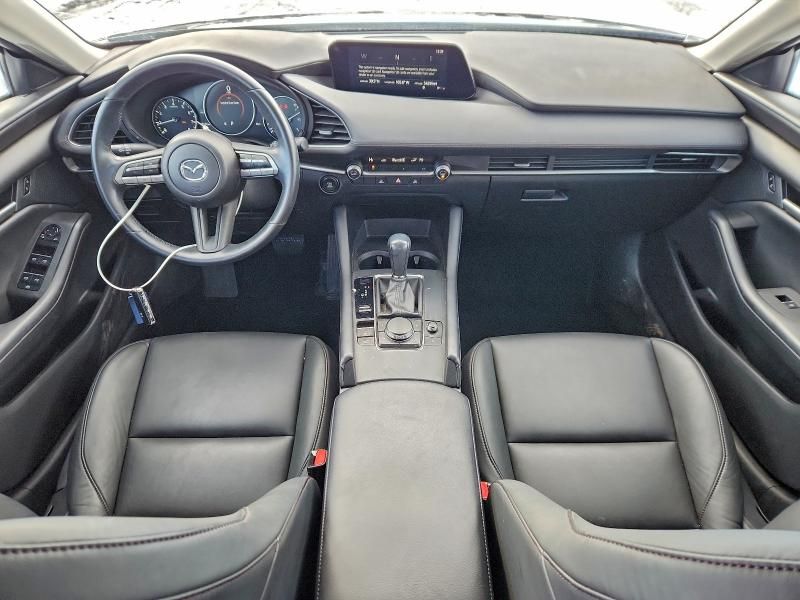 2022 Mazda 3 Select