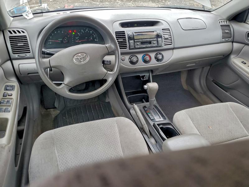2003 Toyota Camry le