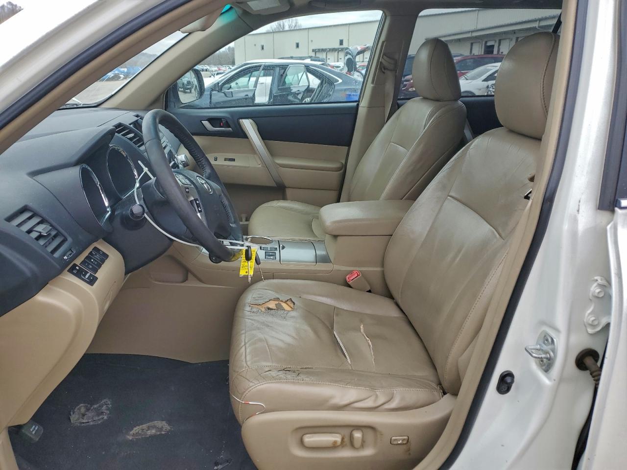 2012 Toyota Highlander Base