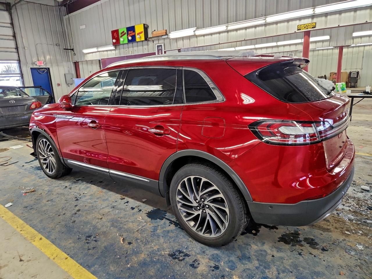 2020 Lincoln Nautilus Reserve