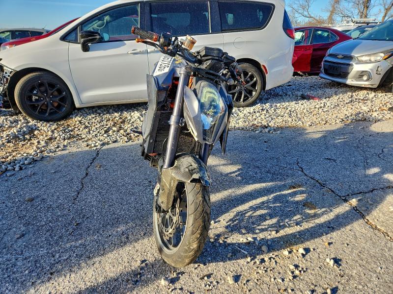 2015 KTM 1290 Super Duke R