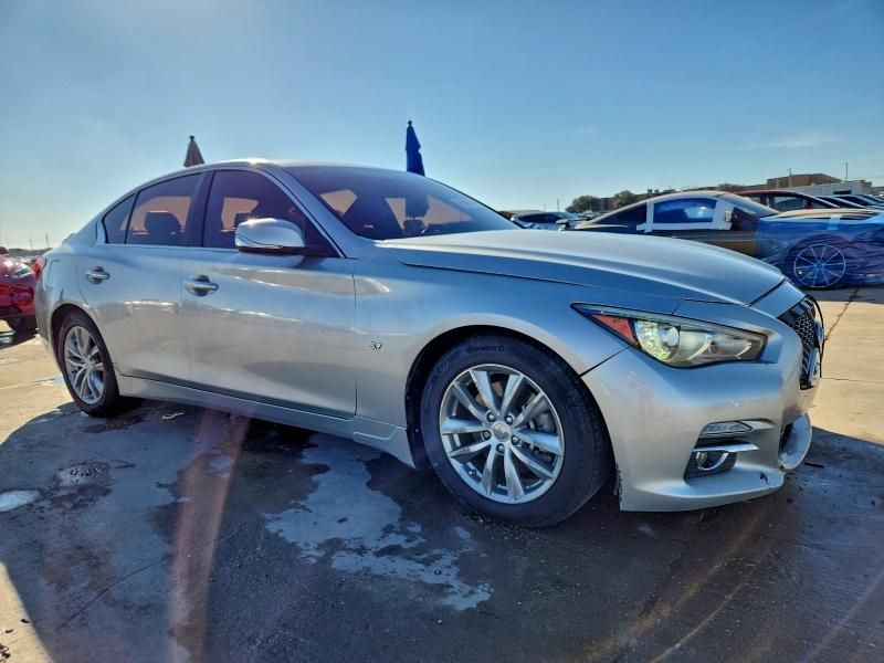 2015 Infiniti Q50 Base