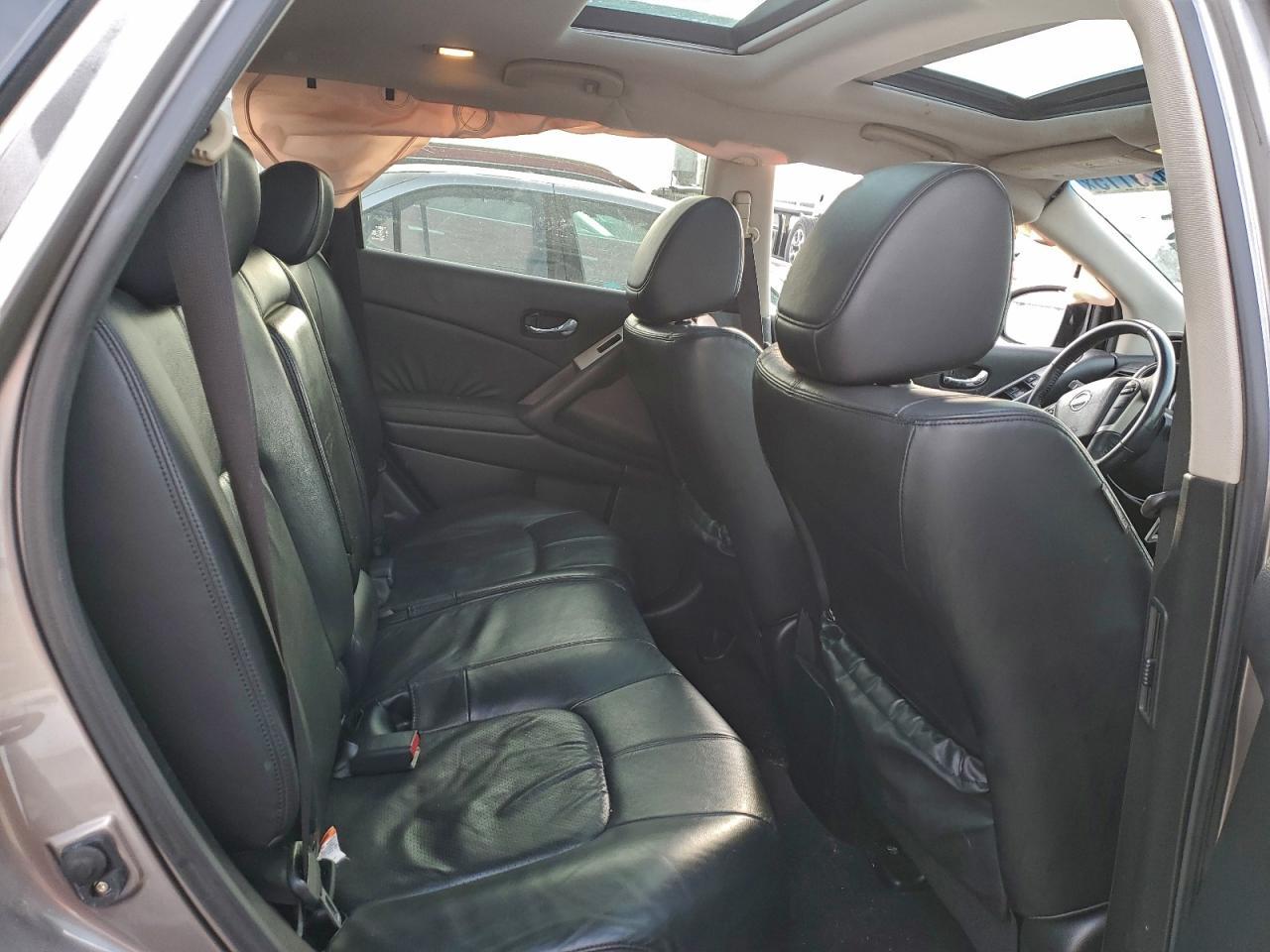 2009 Nissan Murano s