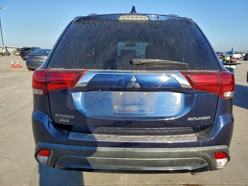 2018 Mitsubishi Outlander se